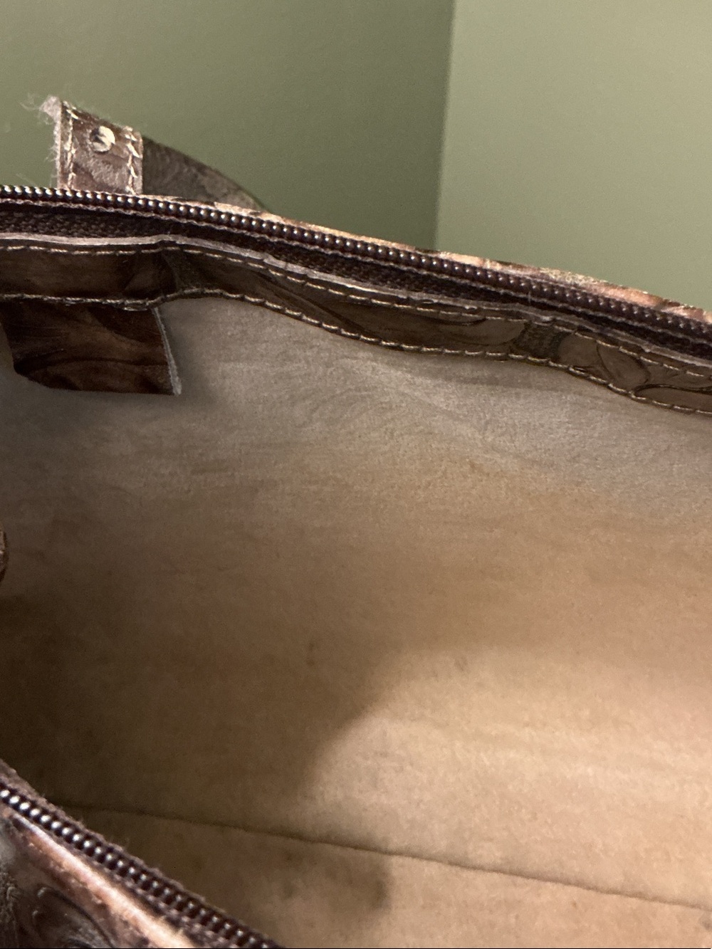 Brahmin Vintage 1990’s Elouise Rose Embossed Leather Chocolate Shoulder Bag EUC - Picture 11 of 13
